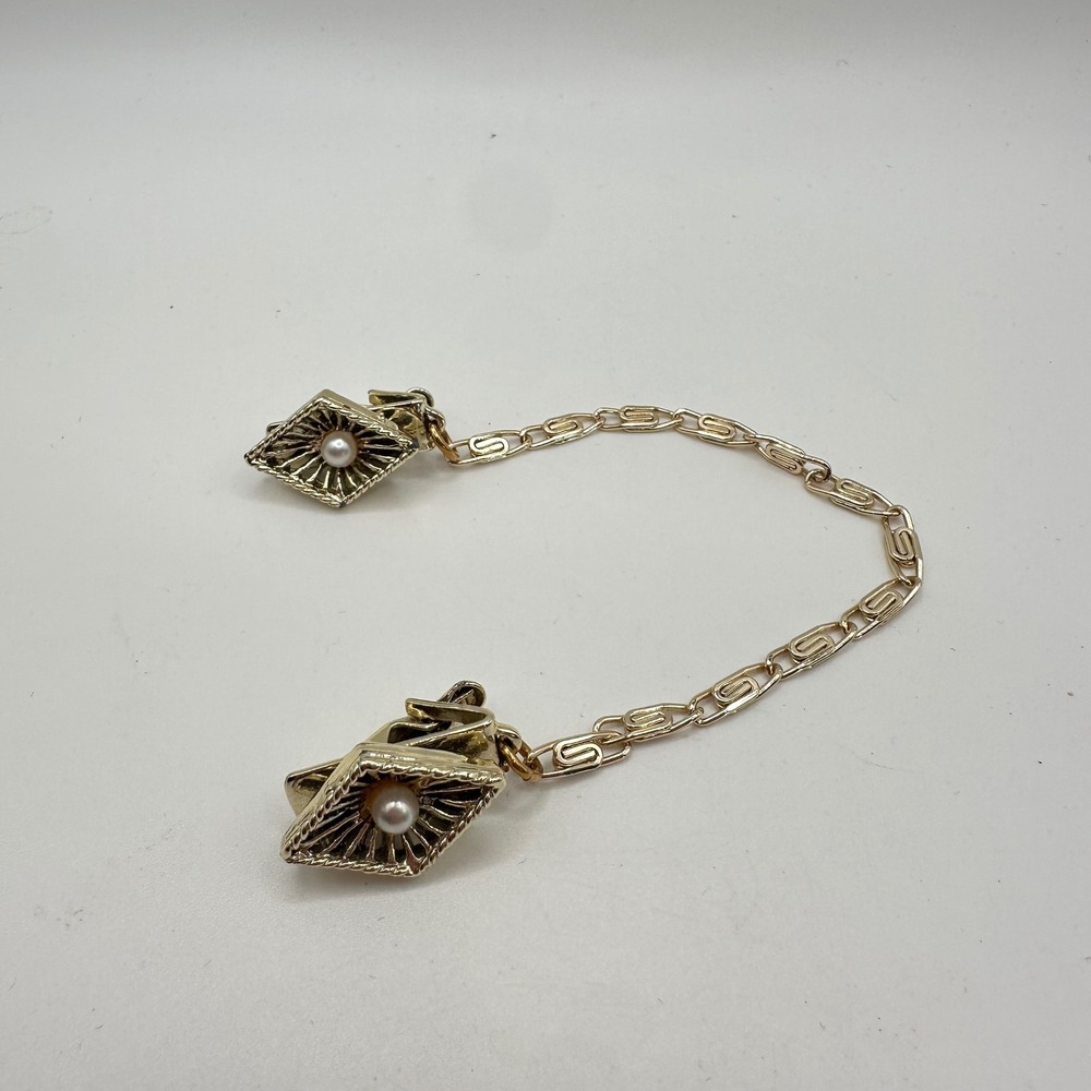 Vintage Gold Tone Faux Pearl Sweater Guard Cardigan Clip Sunburst Diamond Chain